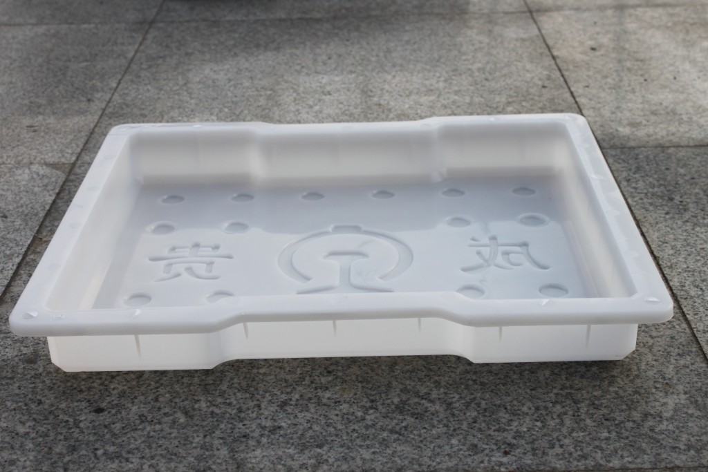 電纜溝蓋板塑料模具表面無(wú)光澤是不是質(zhì)量比較差？
