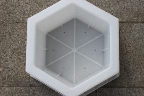 護坡六棱塊塑料模具你了解多少？